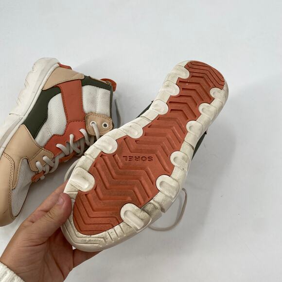 Sorel high top pink explorer shoes - Picture 6 of 9